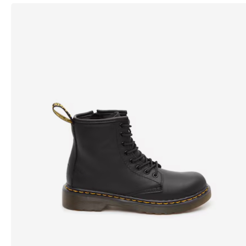 Doc Martens 1460 Youth size 6… …..women’s size 7 1/2-8